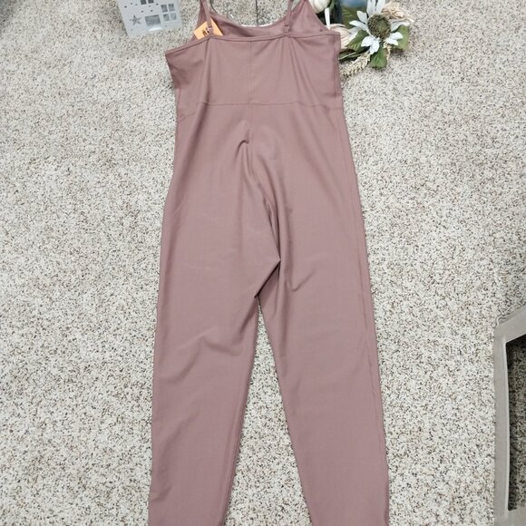 3397 Size XL Old Navy Active Go-Dry One Piece, Brown. NWOT - Picture 4 of 8